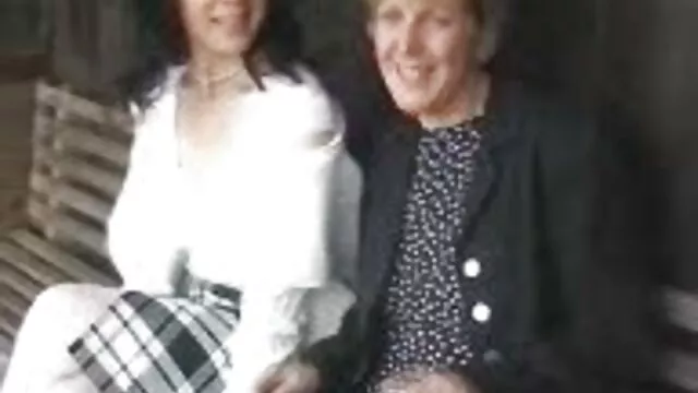 1. փոքր մասը, եւ հնդկական սեքս տեսանյութեր ամբողջ թարմ