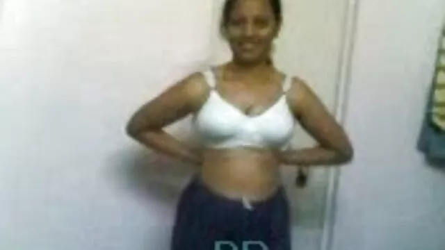 Toaxxx խոշտանգումները հնդկական պոռնո ֆիլմ գիշերը 2 մաս 5-2