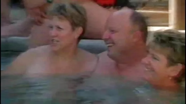 Զբոսանք այգում-ստրուկ, հնդկական մինետ պոռնո սեքսուալ բալ, 720p