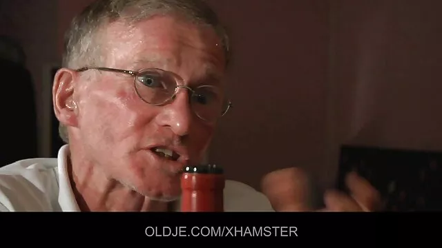 Natalia Forrest, Ariel Andersen, Zoe վեբ հնդկական պոռնո հոլովակներ կայք-Mezmerized (2018))