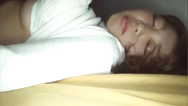 Ստրկական ասացվածքներ կատակում հնդկական սպասուհին սեքս են ։